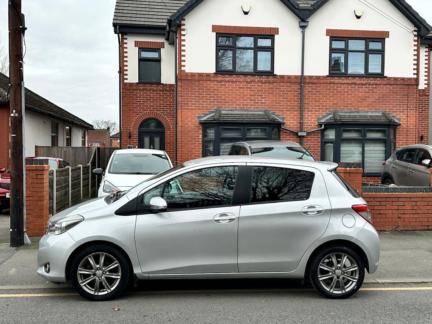 Used Toyota Yaris 2012 for sale - 77724639: Photo 8