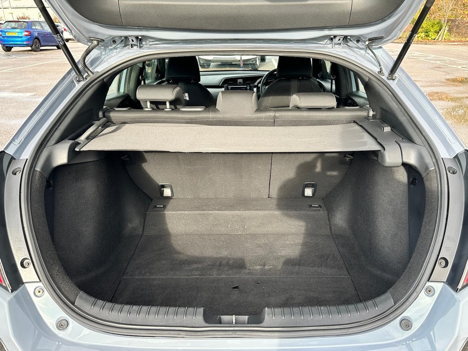 Used Honda Civic 2018 for sale - 76483136: Photo 10