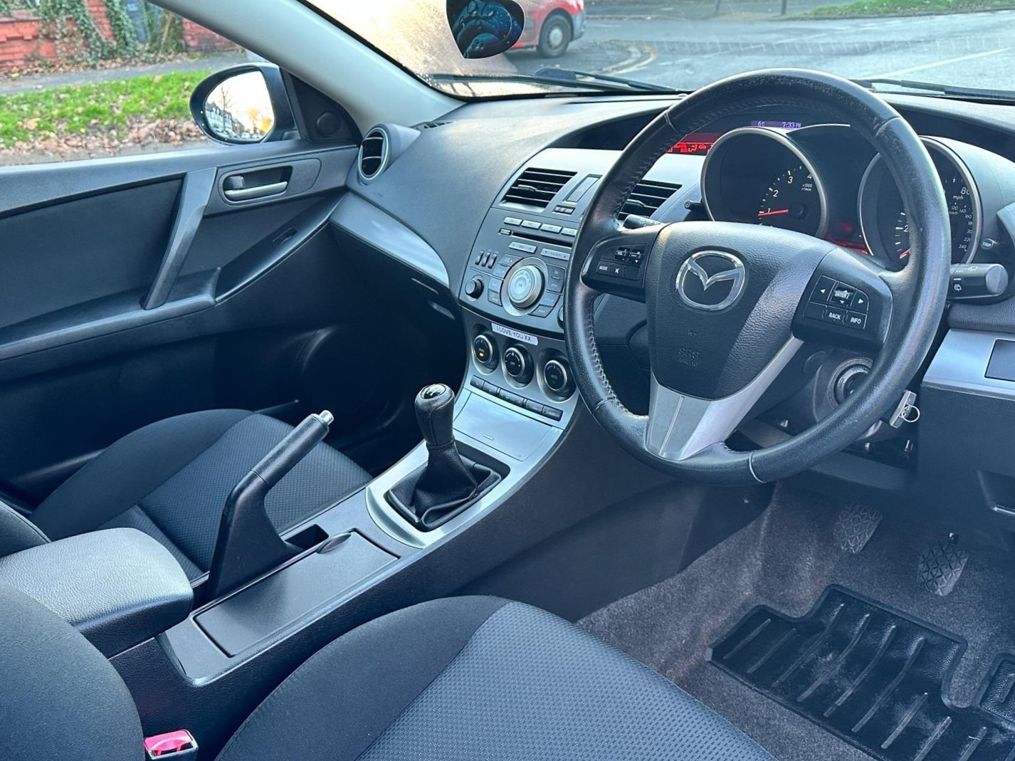 Used Mazda Mazda3 2011 for sale - 77160009: Photo 9