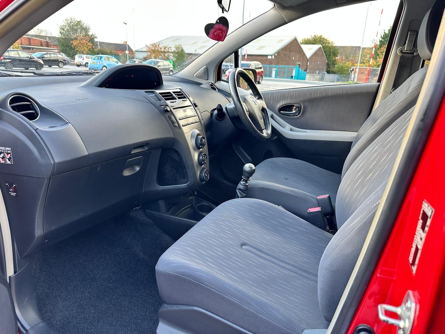 Used Toyota Yaris 2009 for sale - 76344716: Photo 10