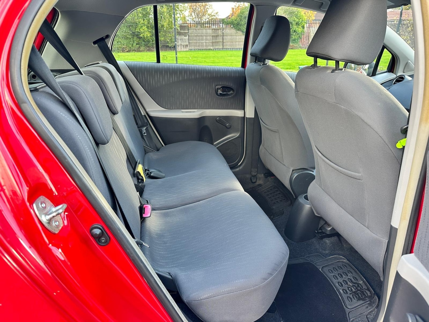 Used Toyota Yaris 2009 for sale - 76344716: Photo 11