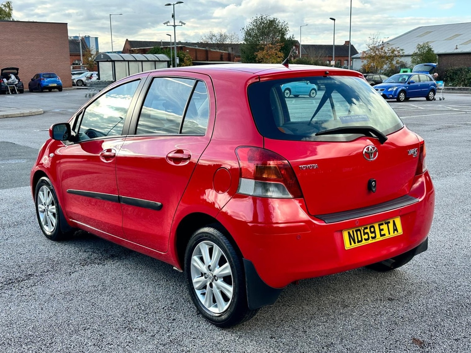 Used Toyota Yaris 2009 for sale - 76344716: Photo 4