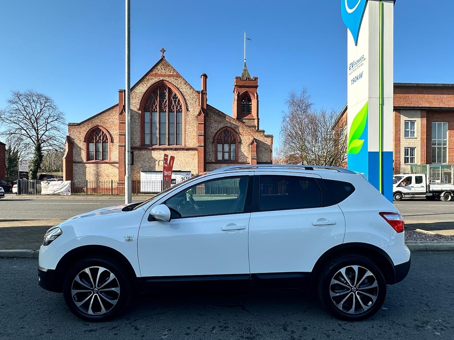 Used Nissan Qashqai 2012 for sale - 77159641: Photo 4