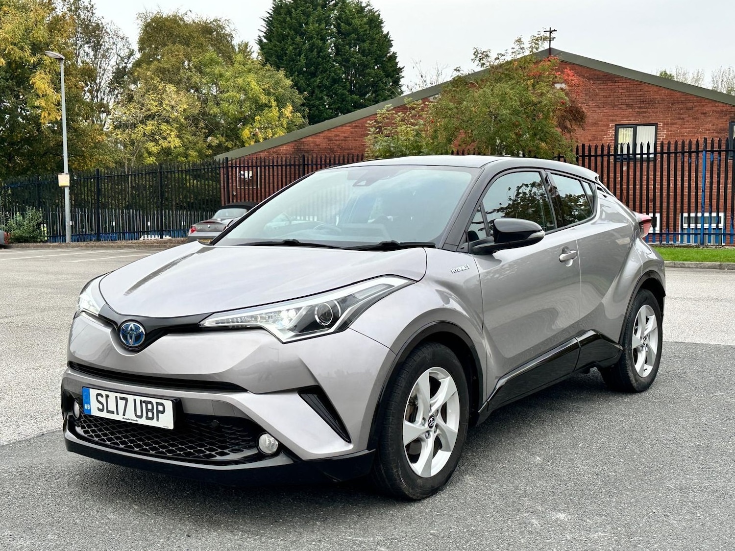 Used Toyota C-HR 2017 for sale - 76268675: Photo 17