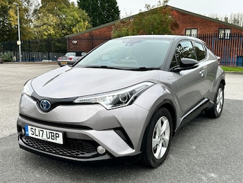 Used Toyota C-HR 2017 for sale - 76268675: Photo