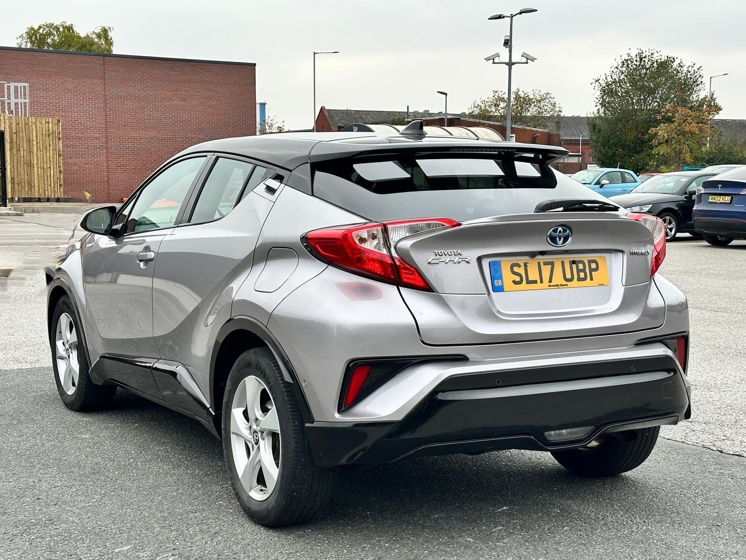 Used Toyota C-HR 2017 for sale - 76268675: Photo 5