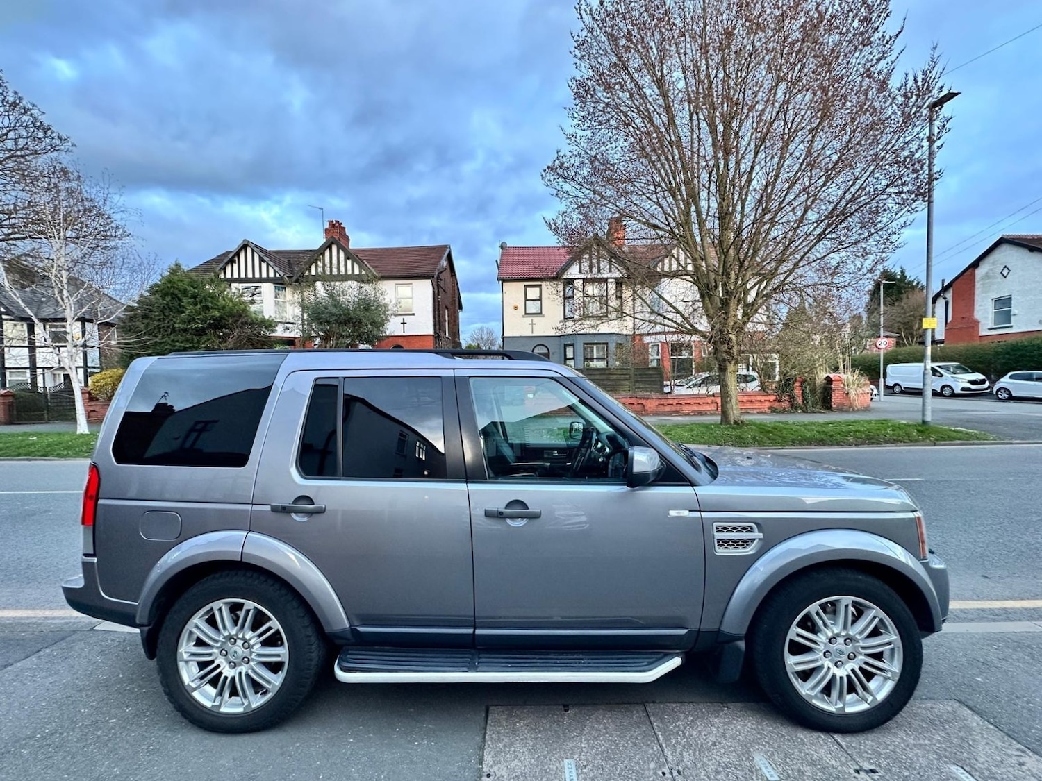 Used Land Rover Discovery 2012 for sale - 77836698: Photo 8