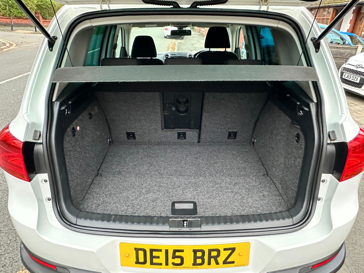 Used Volkswagen Tiguan 2015 for sale - 77610730: Photo 11