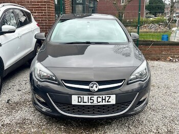 Used Vauxhall Astra 2015 for sale - 77926697: Photo