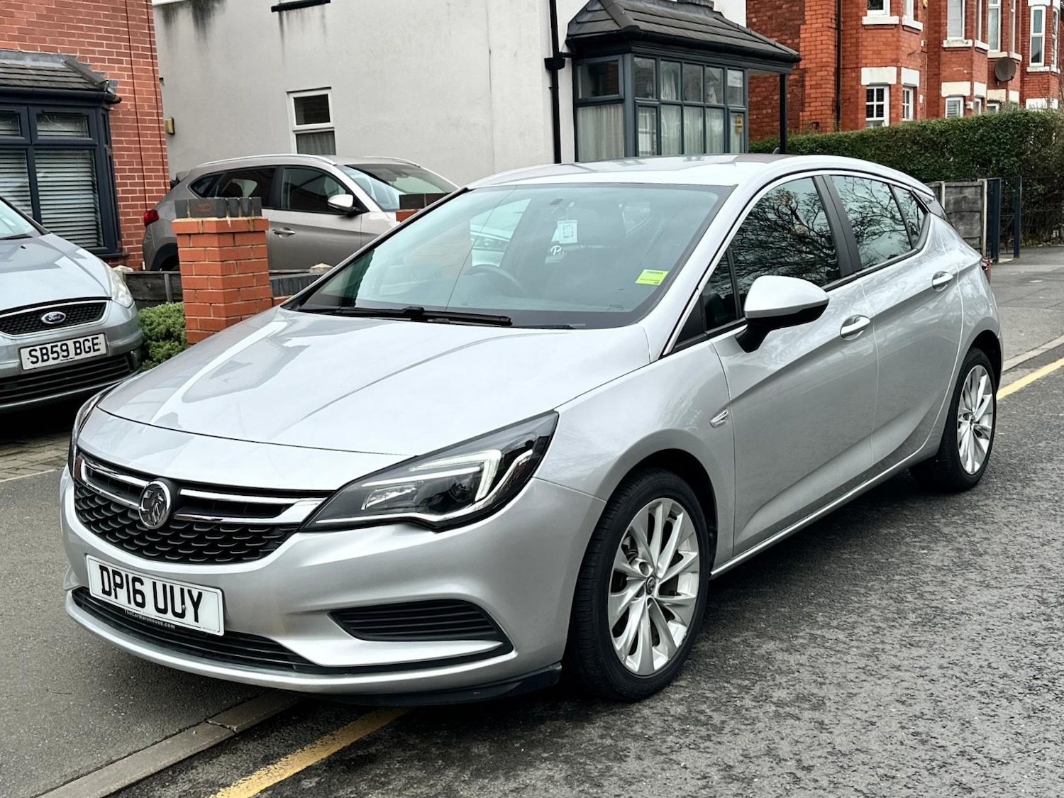 Used Vauxhall Astra 2016 for sale - 77610733: Photo 2