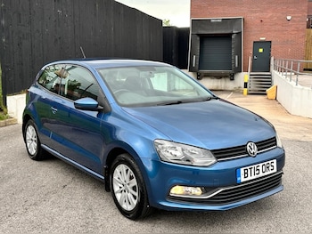 Used Volkswagen Polo 2015 for sale - 78400618: Photo