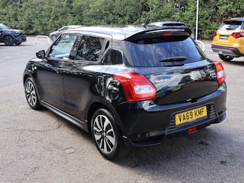 Used Suzuki Swift 2020 for sale - 79766614: Photo