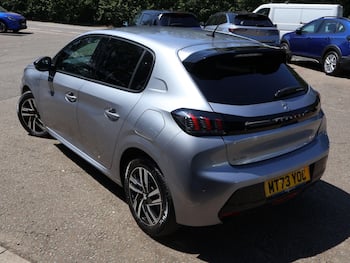 Used Peugeot 208 2023 for sale - 79766699: Photo