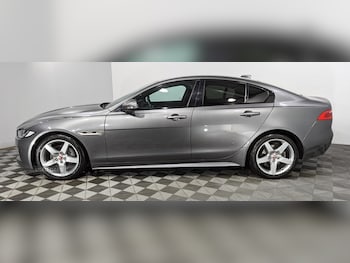 Used Jaguar XE 2018 for sale - 79454350: Photo