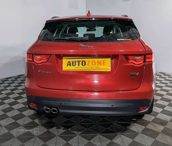 Used Jaguar F-Pace 2016 for sale - 76308573: Photo 8