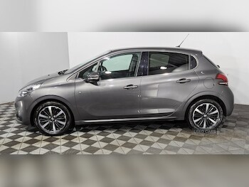 Used Peugeot 208 2019 for sale - 75590119: Photo