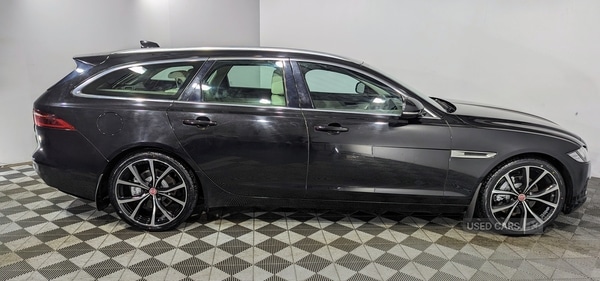 Used Jaguar XF 2017 for sale - 76389512: Photo 7