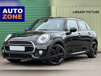 Used MINI Hatch 2019 for sale - 77456932: Photo
