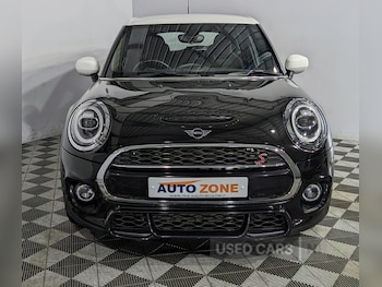 Used MINI Hatch 2019 for sale - 77456932: Photo