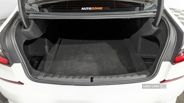 Used BMW 3 Series 2019 for sale - 74044060: Photo 9