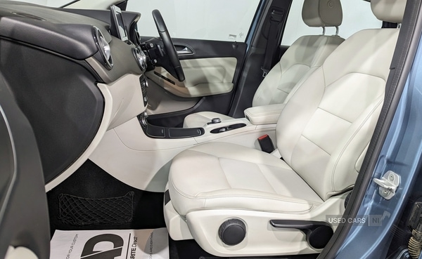 Used Mercedes-Benz B Class 2015 for sale - 77192628: Photo 12