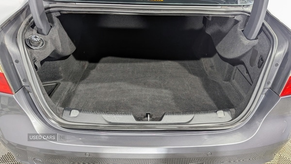 Used Jaguar XE 2017 for sale - 76551451: Photo 9