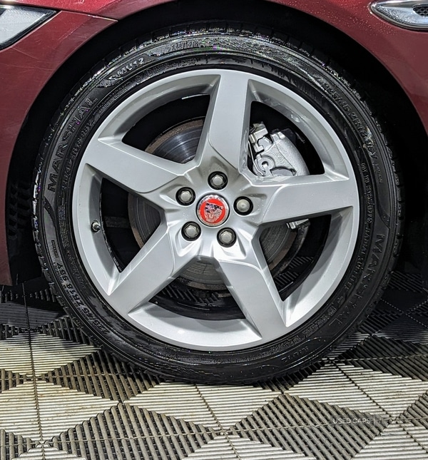 Used Jaguar XE 2015 for sale - 76825590: Photo 14