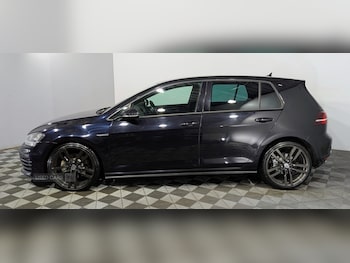 Used Volkswagen Golf 2017 for sale - 78742440: Photo