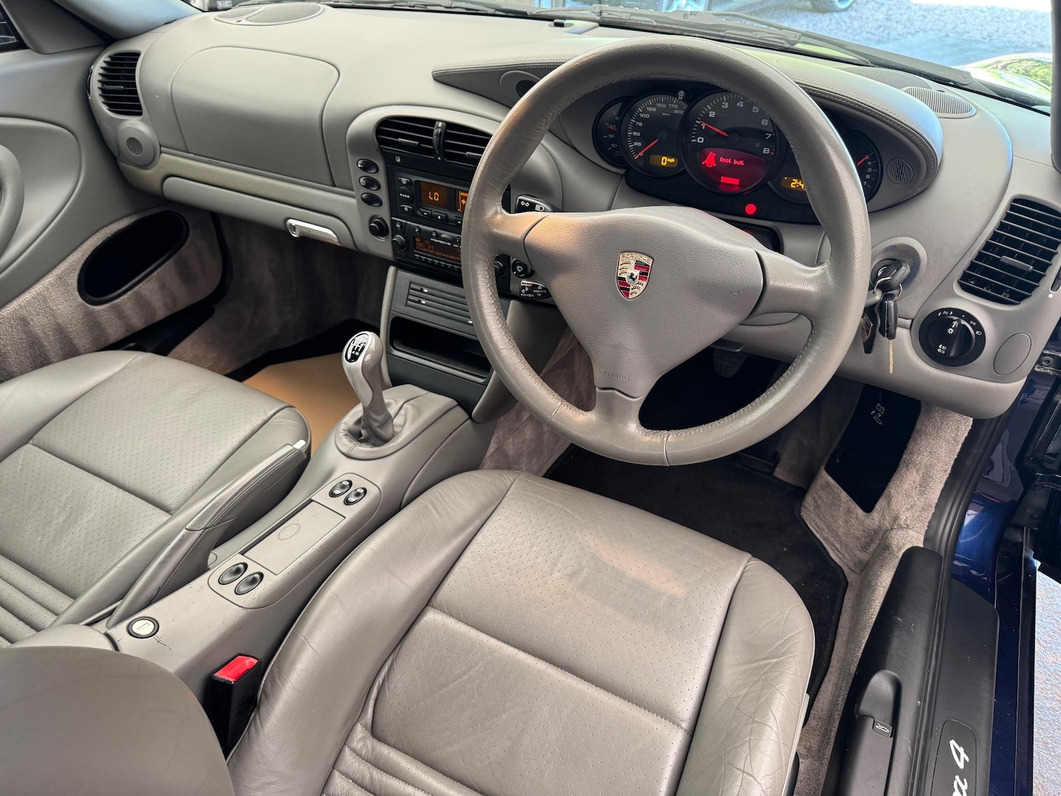 Used Porsche 911 2002 for sale - 76634203: Photo 32