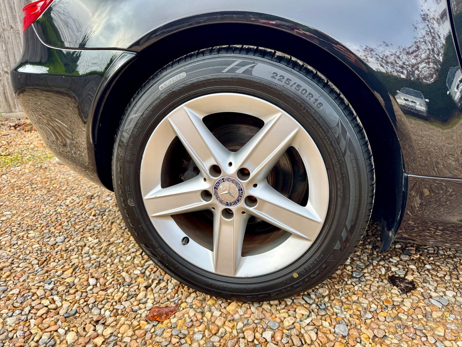 Used Mercedes-Benz SLK 2010 for sale - 76936230: Photo 16