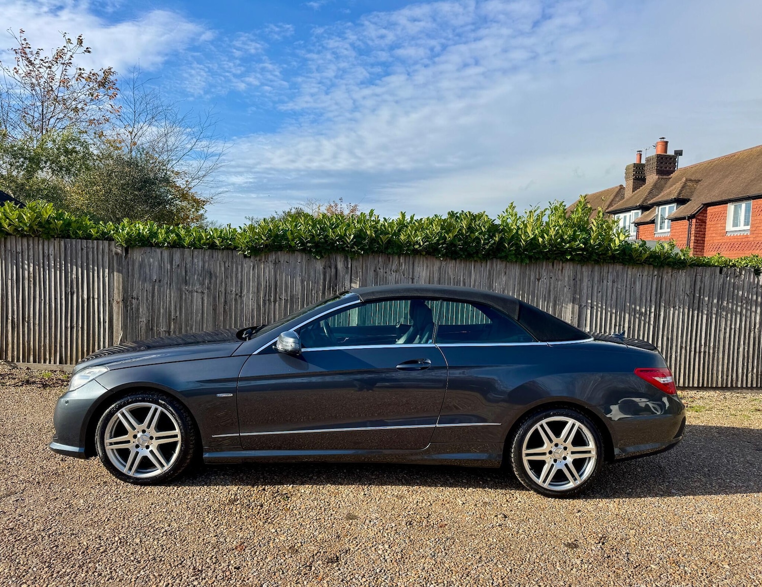 Used Mercedes-Benz E Class 2010 for sale - 76584183: Photo 8