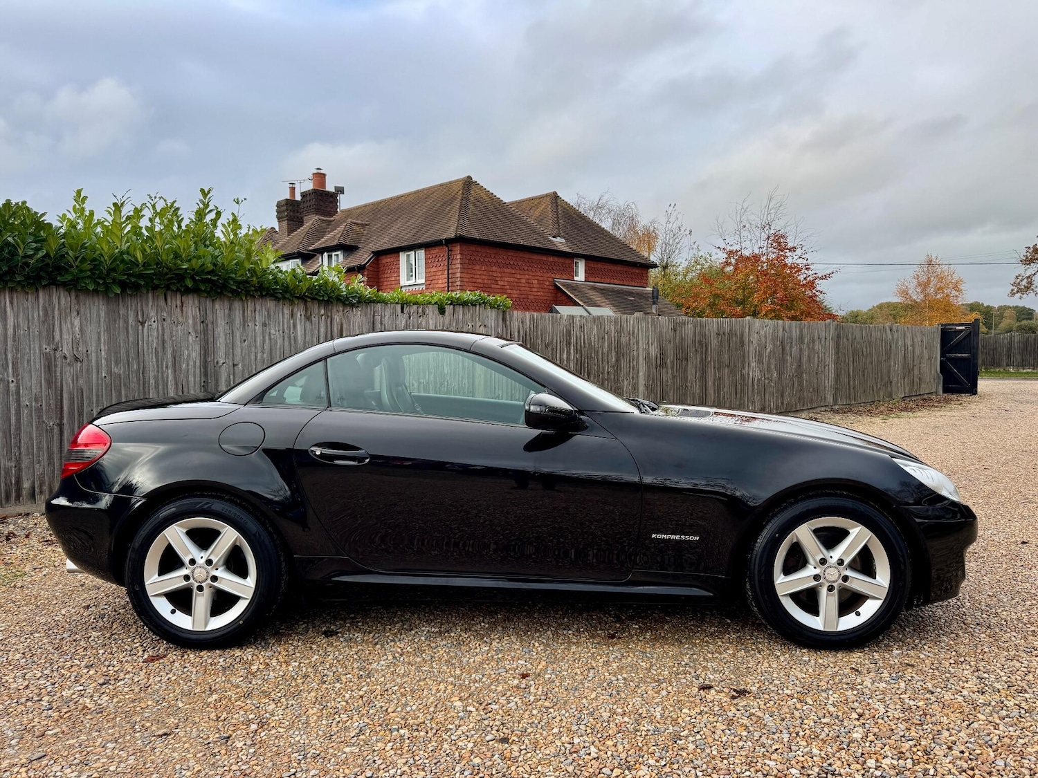 Used Mercedes-Benz SLK 2010 for sale - 76886425: Photo 7