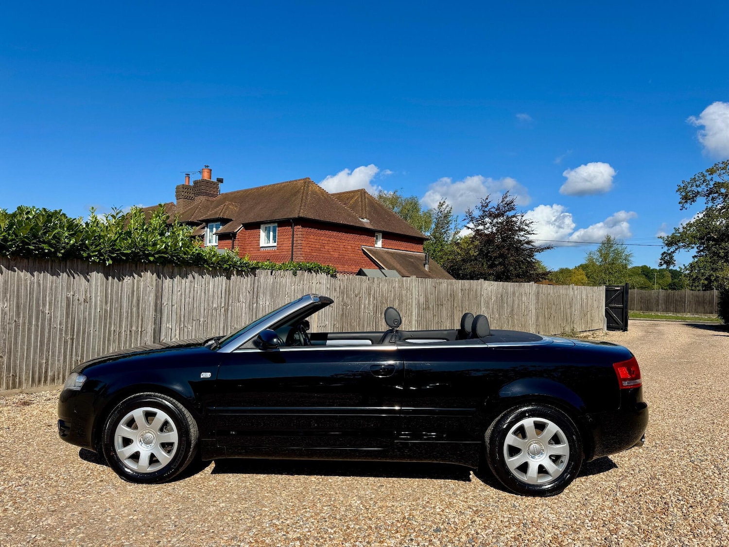 Used Audi A4 Cabriolet for sale - 76464596: Photo 2
