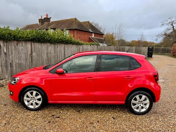 Used Volkswagen Polo 2014 for sale - 76786711: Photo