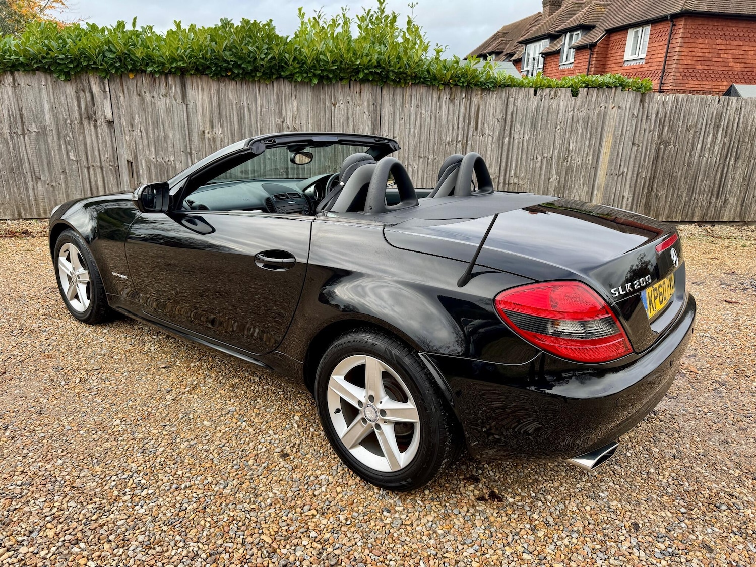 Used Mercedes-Benz SLK 2010 for sale - 76527947: Photo 10