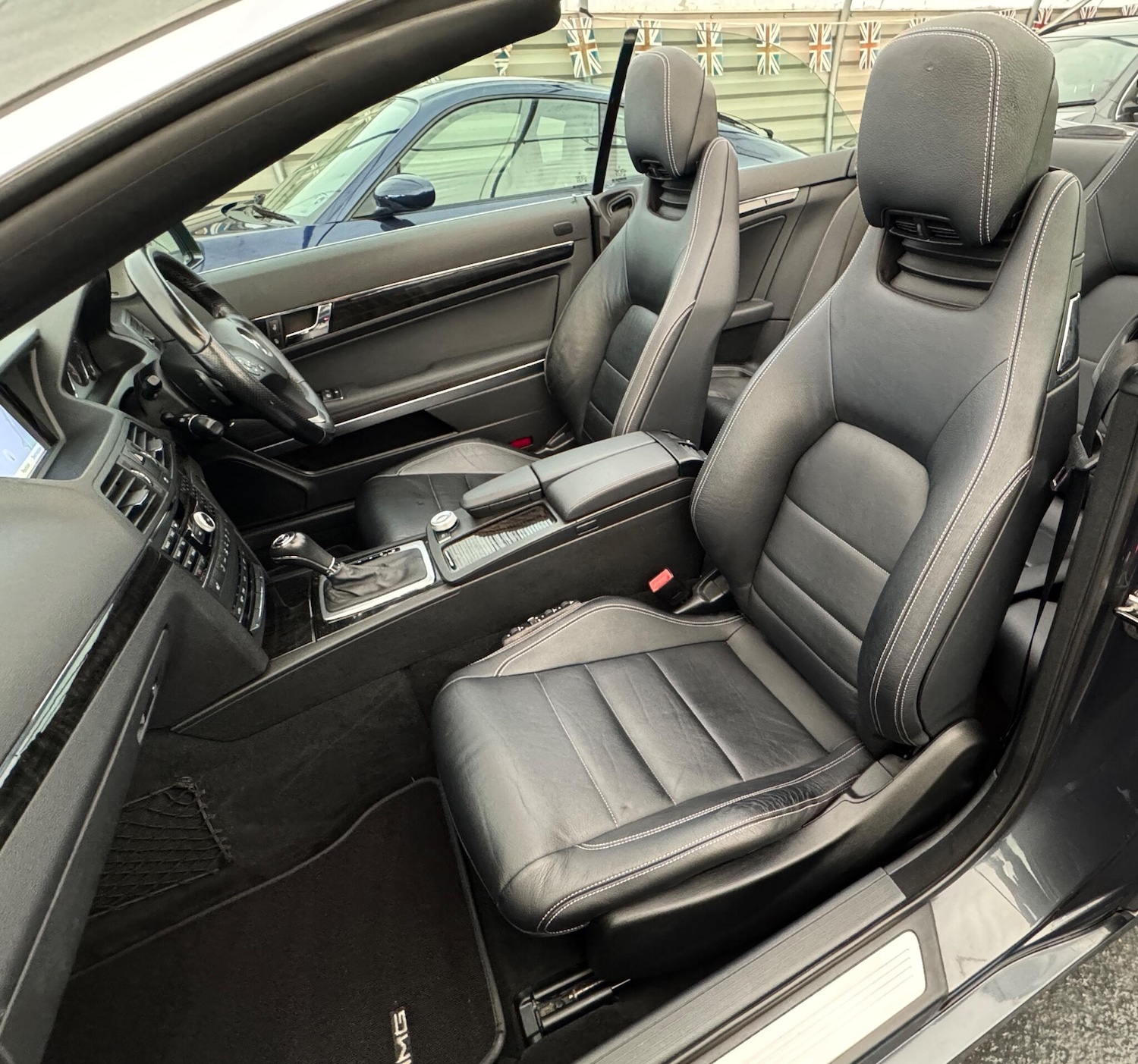 Used Mercedes-Benz E Class 2010 for sale - 76990687: Photo 16