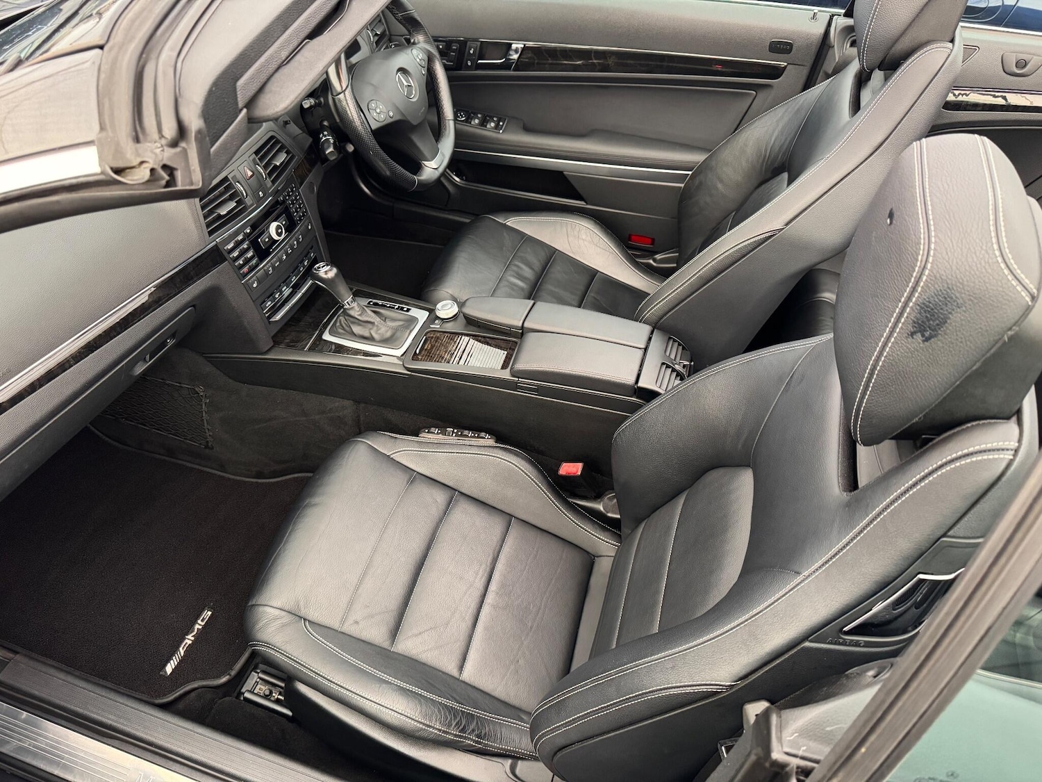 Used Mercedes-Benz E Class 2010 for sale - 76990687: Photo 19