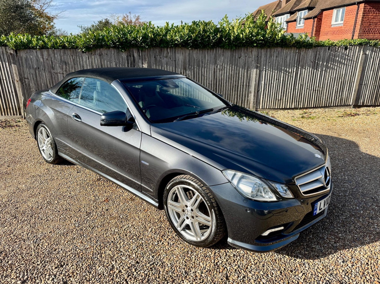 Used Mercedes-Benz E Class 2010 for sale - 76990687: Photo 7