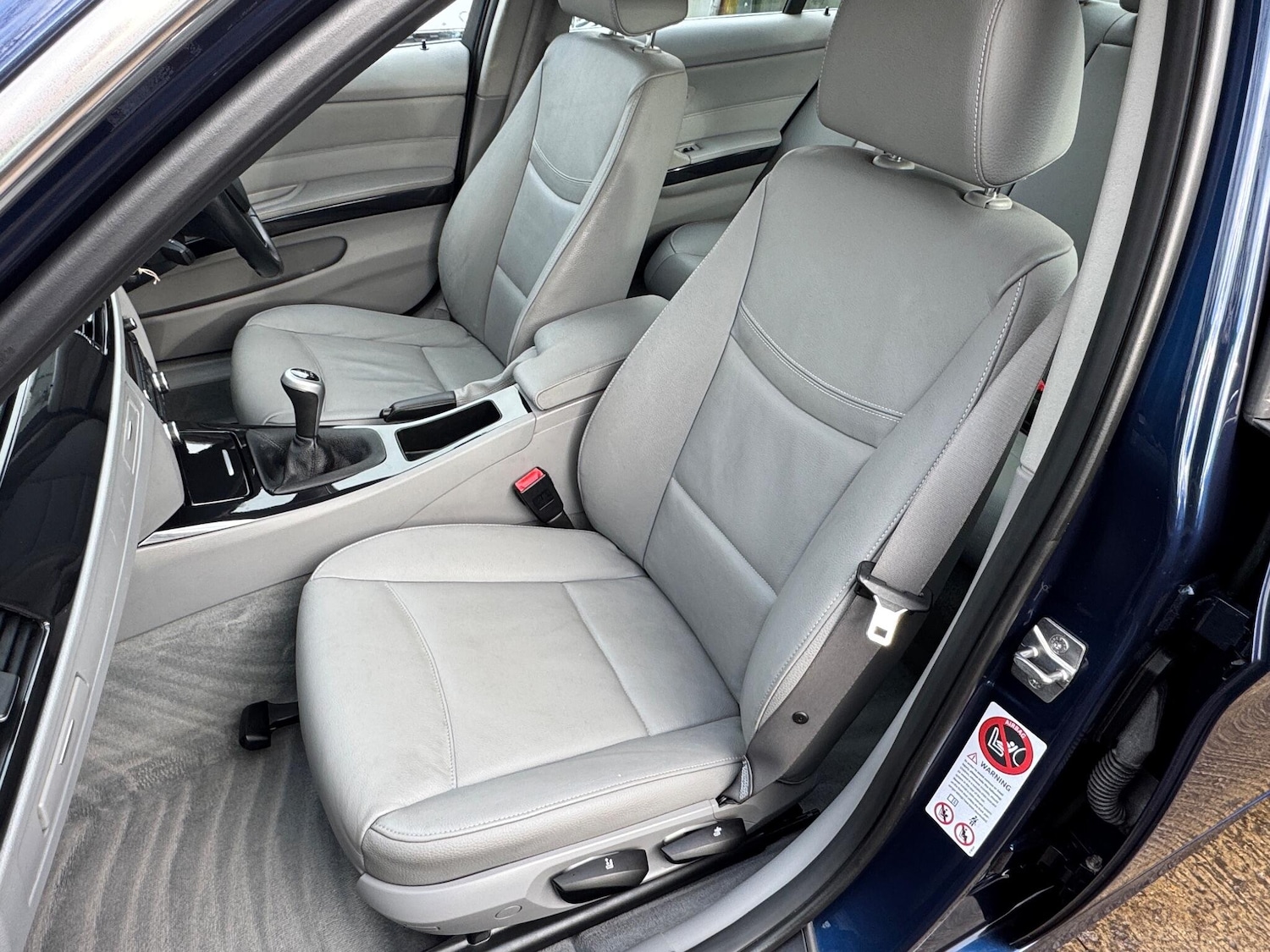 Used BMW 3 Series 2010 for sale - 76926231: Photo 14