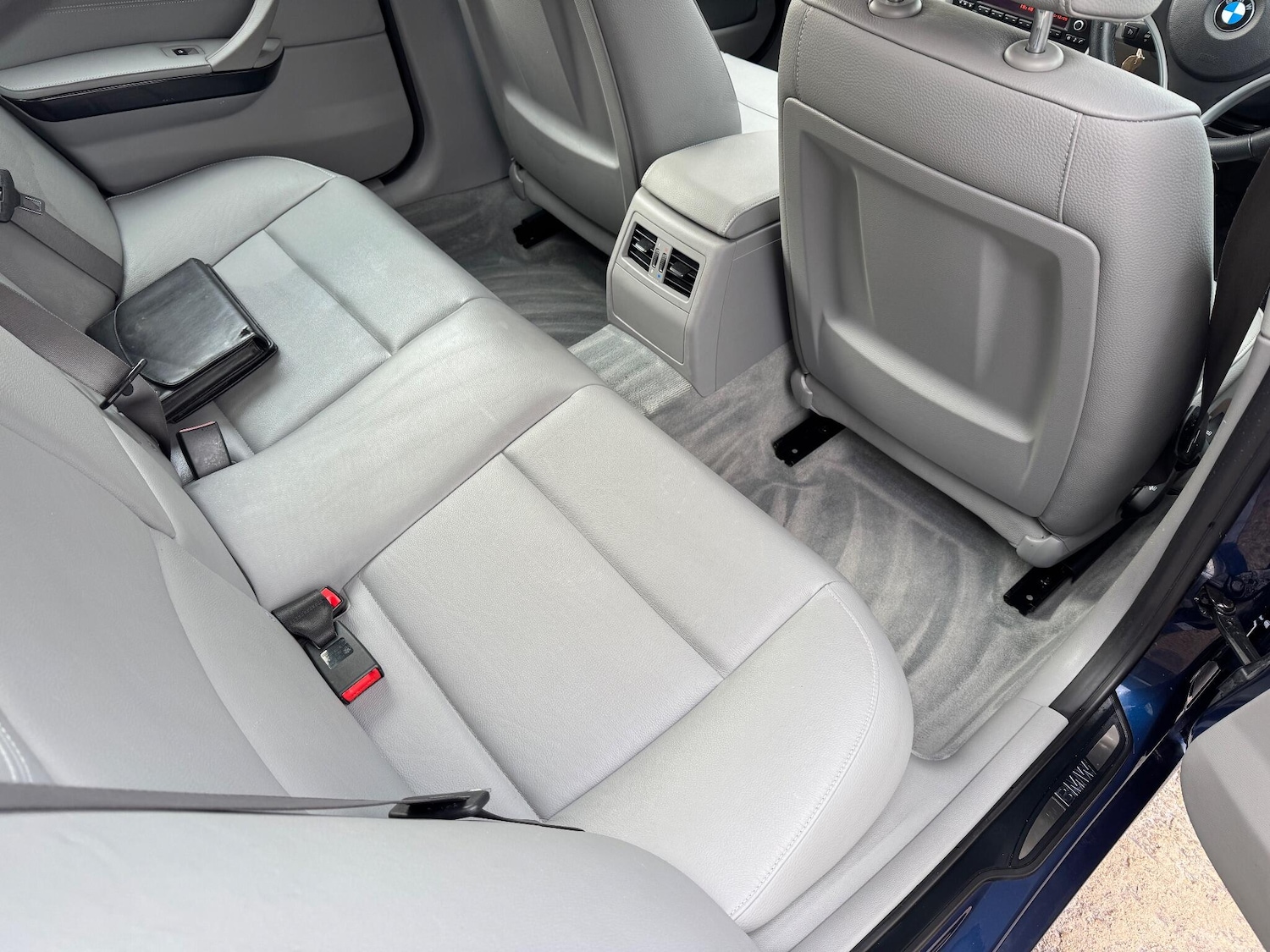 Used BMW 3 Series 2010 for sale - 76926231: Photo 17