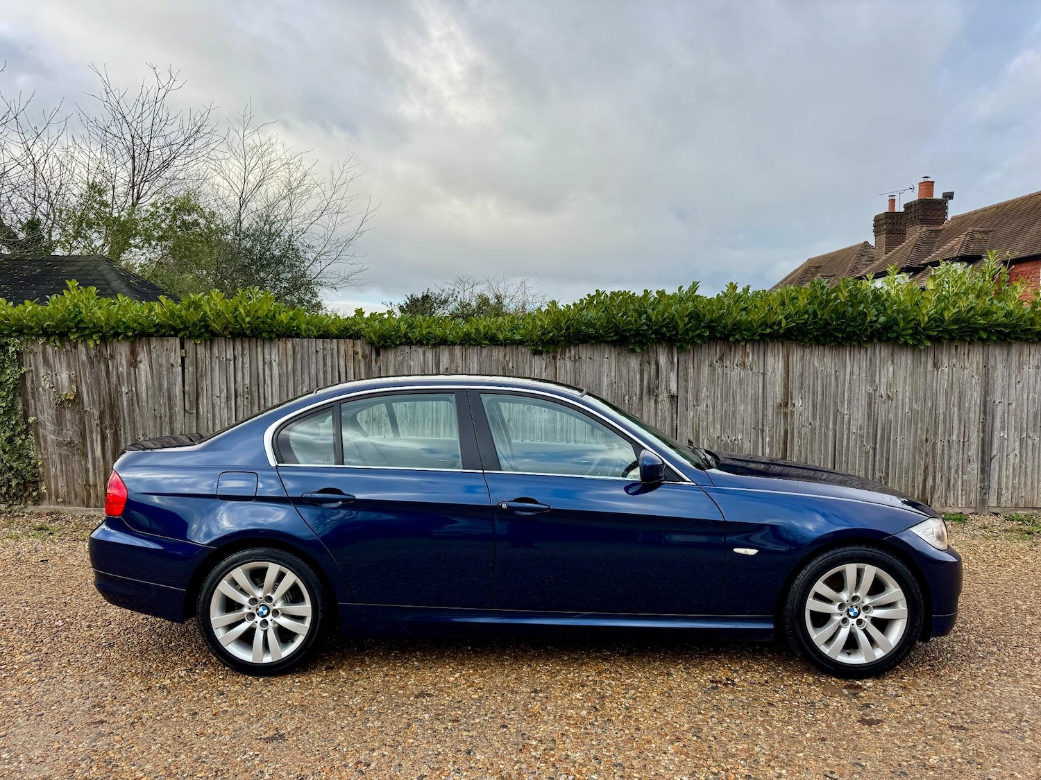 Used BMW 3 Series 2010 for sale - 76926231: Photo 8