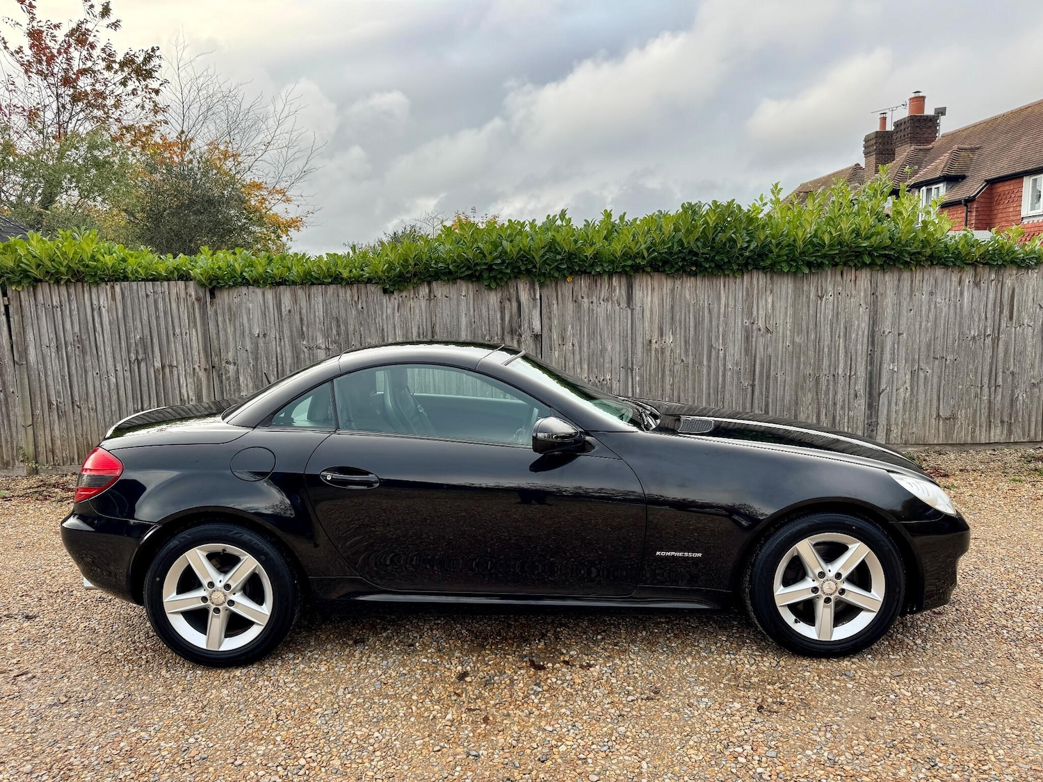 Used Mercedes-Benz SLK 2010 for sale - 76597055: Photo 12