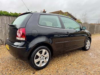 Used Volkswagen Polo 2008 for sale - 76771718: Photo