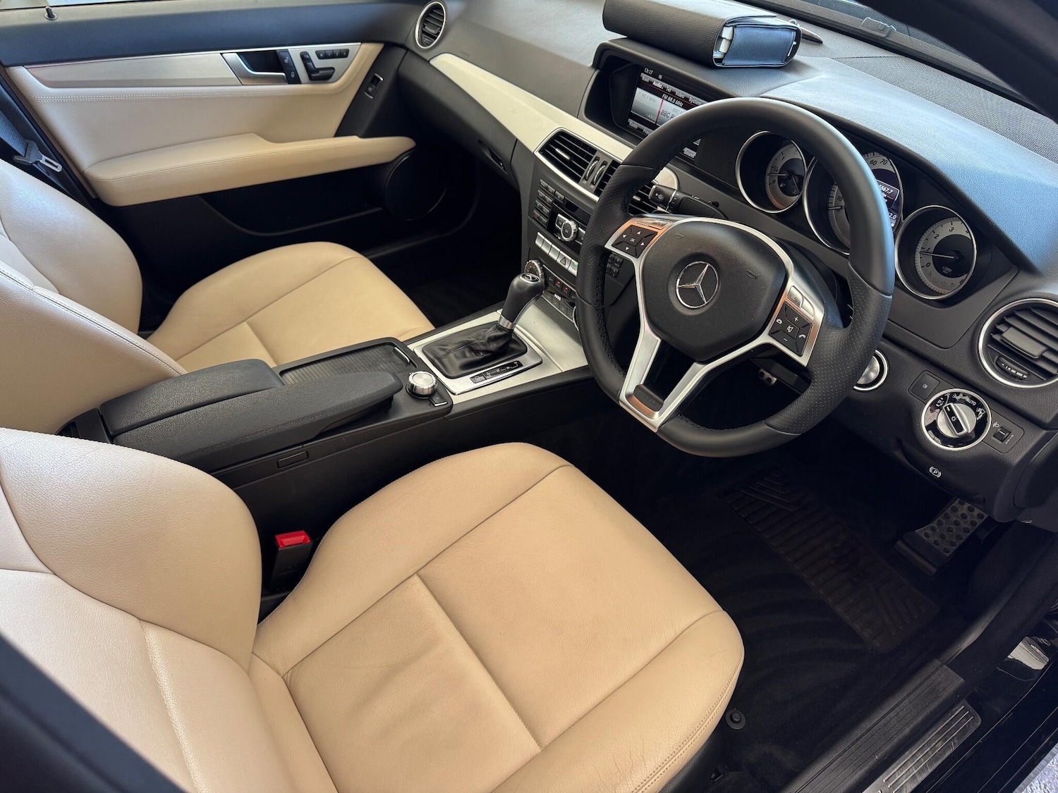 Used Mercedes-Benz C Class 2012 for sale - 77029865: Photo 14