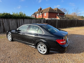 Used Mercedes-Benz C Class 2012 for sale - 77029865: Photo
