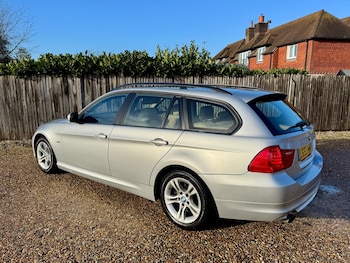 Used BMW 3 Series 2009 for sale - 77016643: Photo