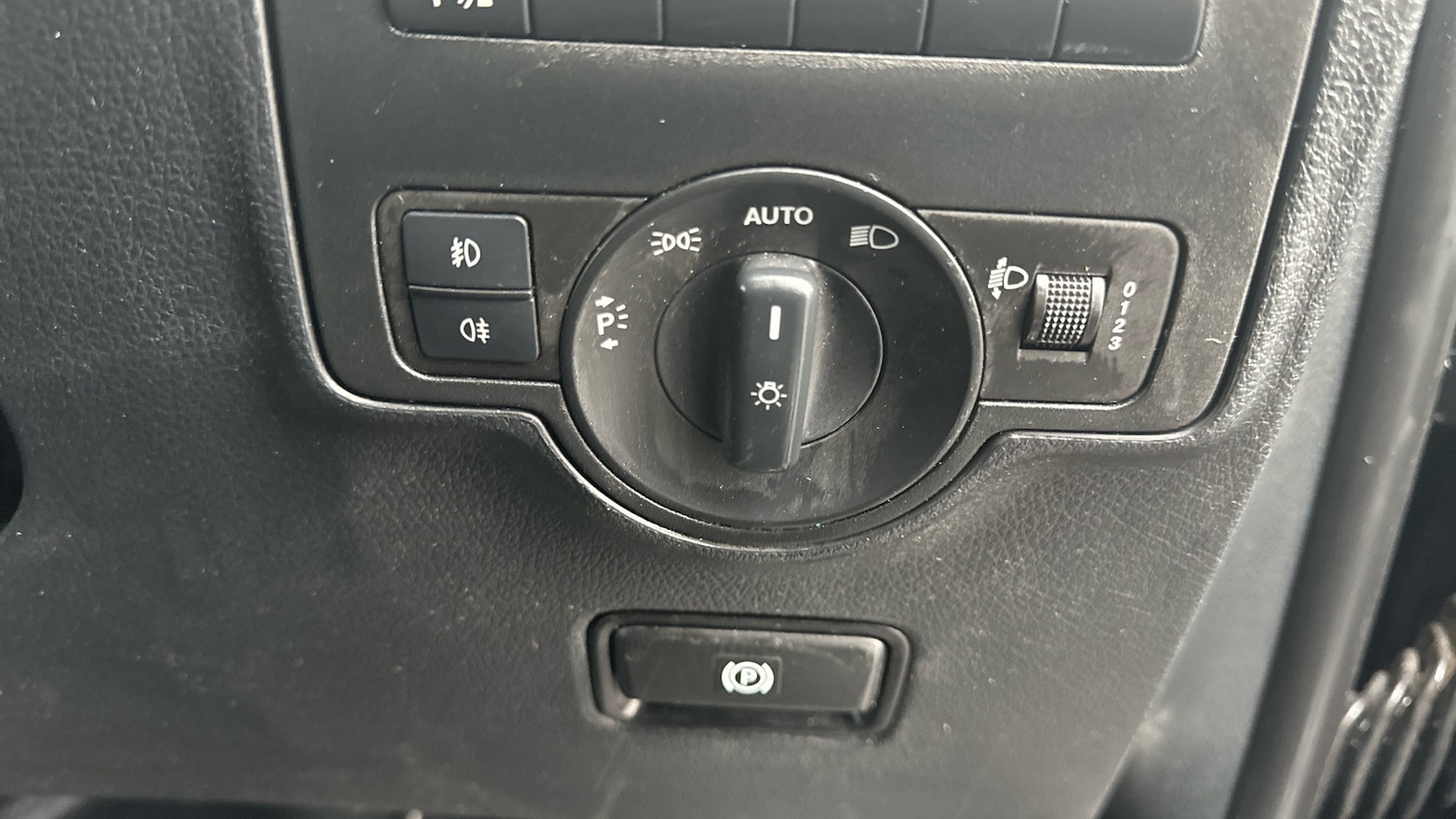 Used Mercedes-Benz Vito 2022 for sale - 77543667: Photo 34