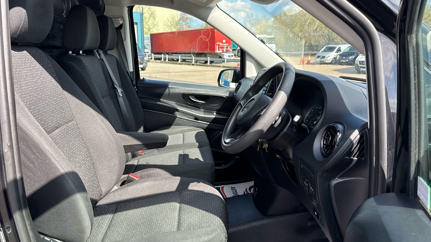 Used Mercedes-Benz Vito 2023 for sale - 78178370: Photo 10