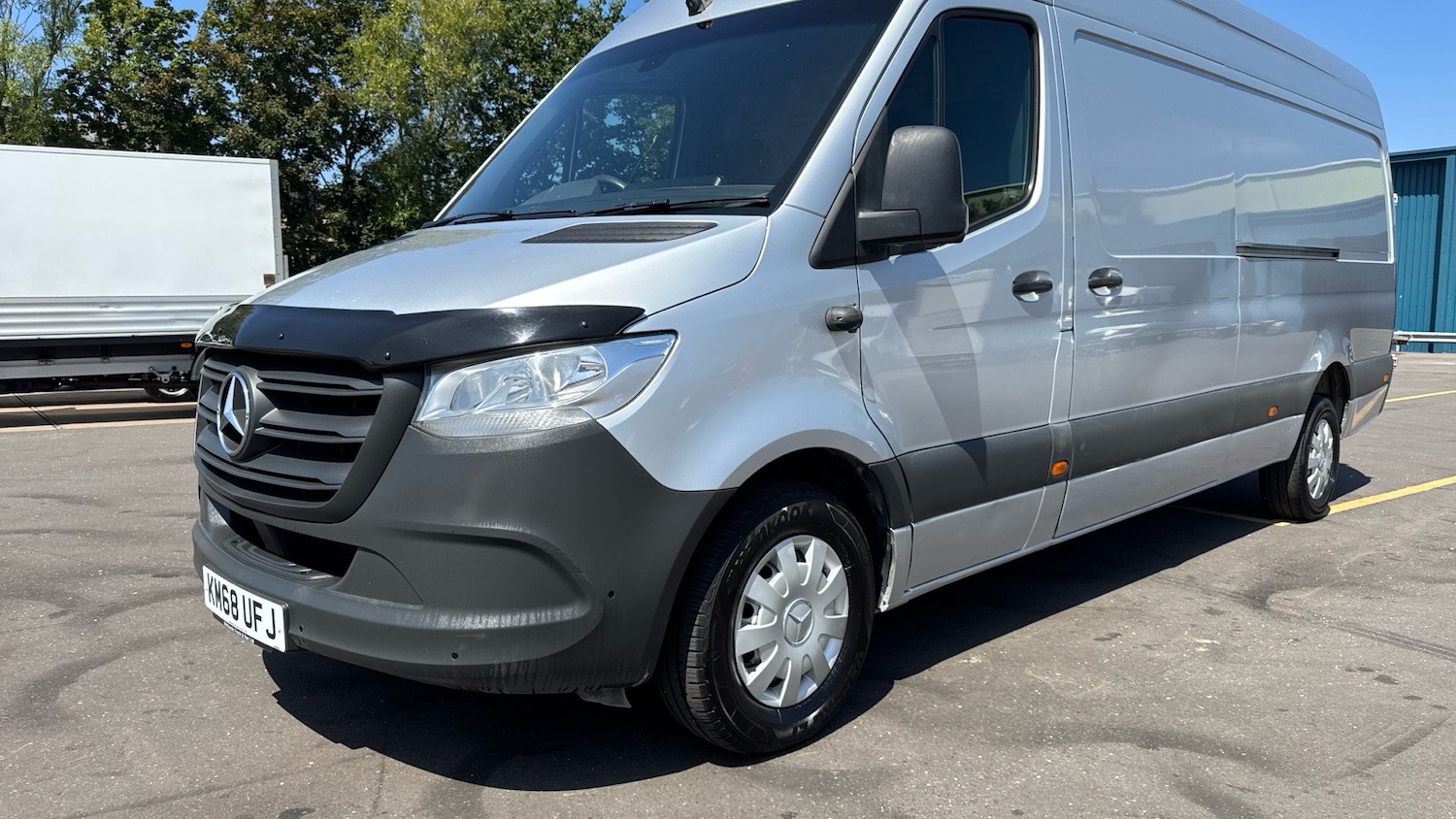 Vehicle 29