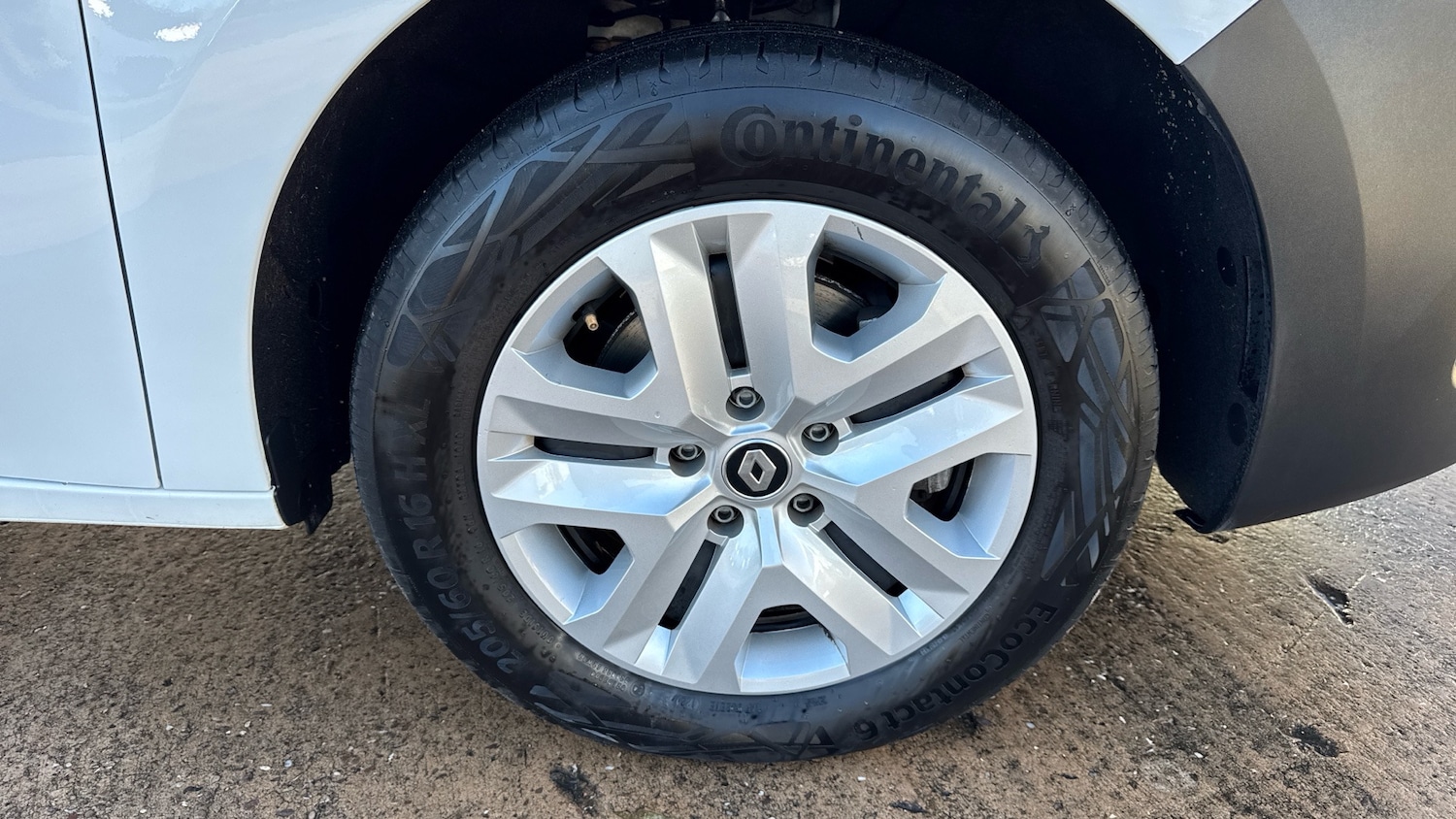 Used Renault Kangoo 2024 for sale - 76718755: Photo 36